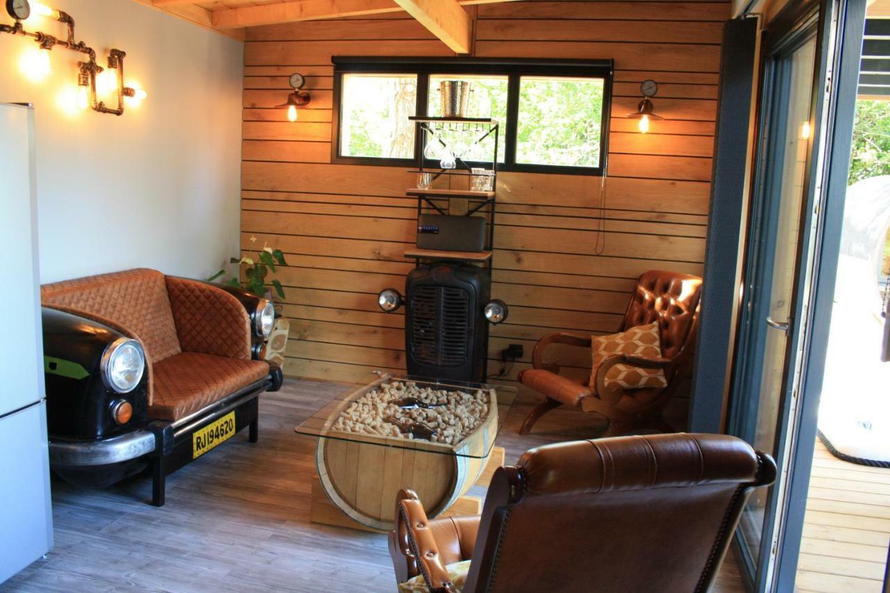 La Cabane A Papi Thenac  Exterior photo