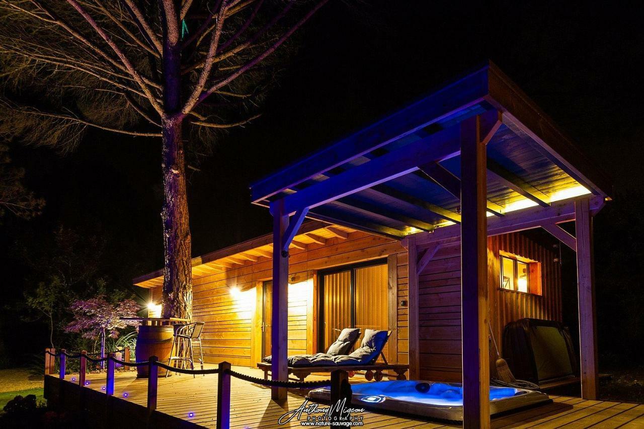 La Cabane A Papi Thenac  Exterior photo