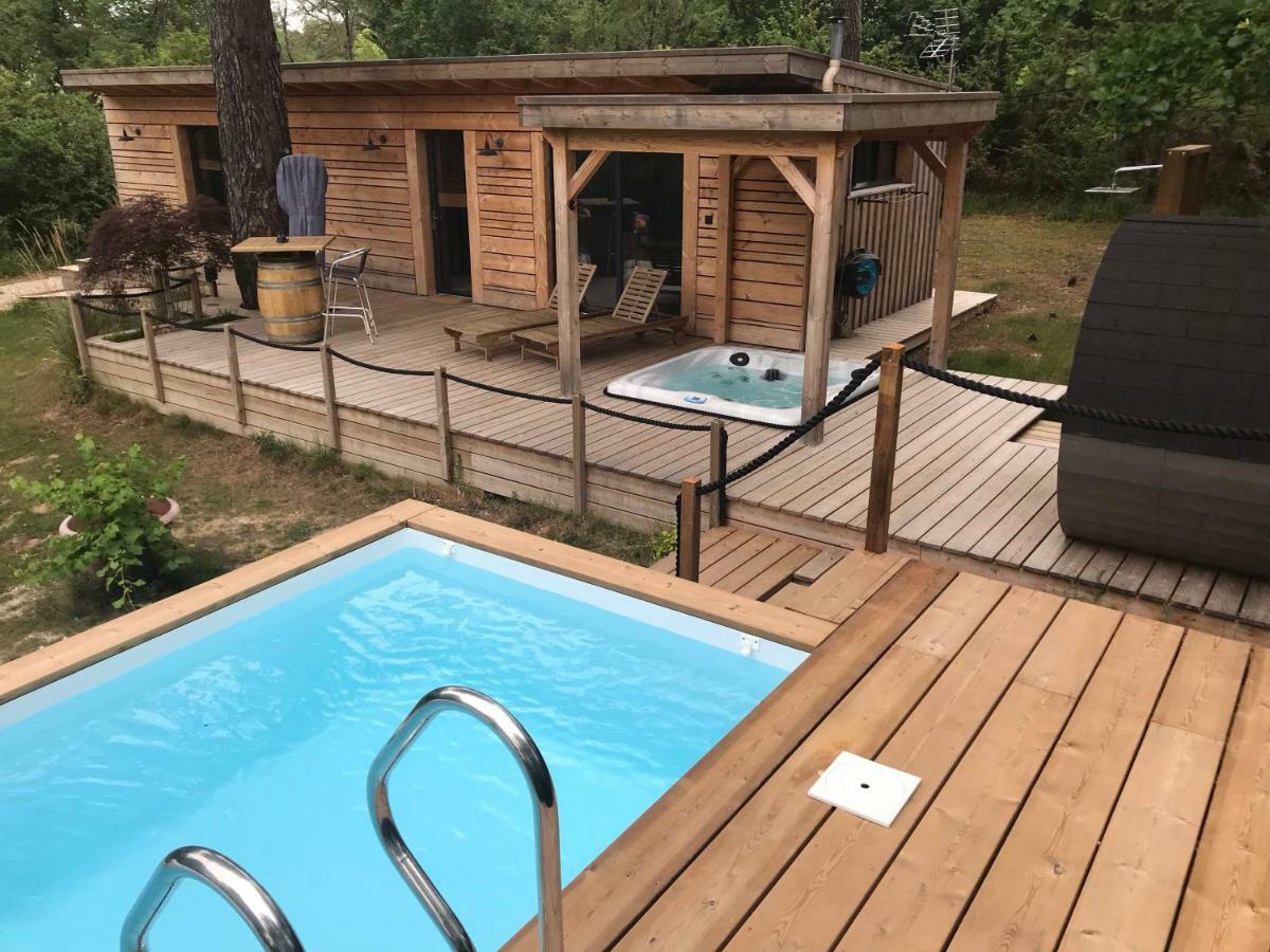 La Cabane A Papi Thenac  Exterior photo